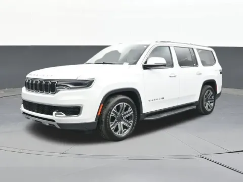 More photos of 2022 Jeep Wagoneer Series III at Jim Norton T-Town Chevrolet, OK