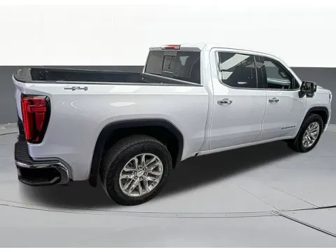 More photos of 2020 GMC Sierra 1500 SLT at Jim Norton T-Town Chevrolet, OK