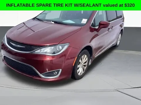 Photos of 2019 Chrysler Pacifica Touring L for sale in Tulsa, OK at Jim Norton T-Town Chevrolet