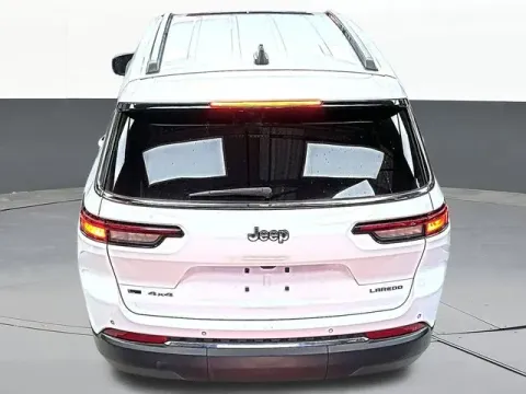 More photos of 2022 Jeep Grand Cherokee L Laredo at Jim Norton T-Town Chevrolet, OK