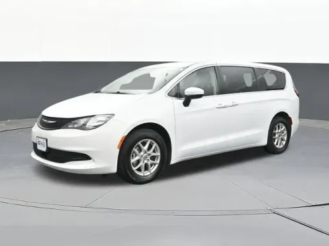 More photos of 2022 Chrysler Voyager LX at Jim Norton T-Town Chevrolet, OK