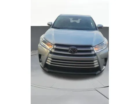 Another view of 2018 Toyota Highlander XLE for sale in Tulsa, OK at Jim Norton T-Town Chevrolet