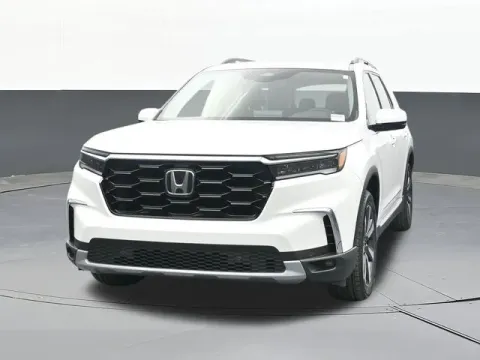 Photos of 2025 Honda Pilot Touring for sale in Tulsa, OK at Jim Norton T-Town Chevrolet