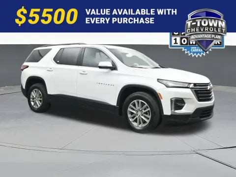 White 2023 Chevrolet Traverse LT for sale in Tulsa, OK
