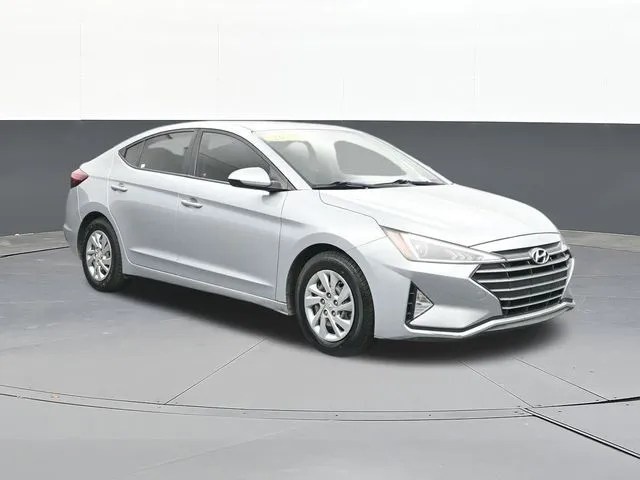 Silver 2020 Hyundai Elantra SE for sale in Tulsa, OK