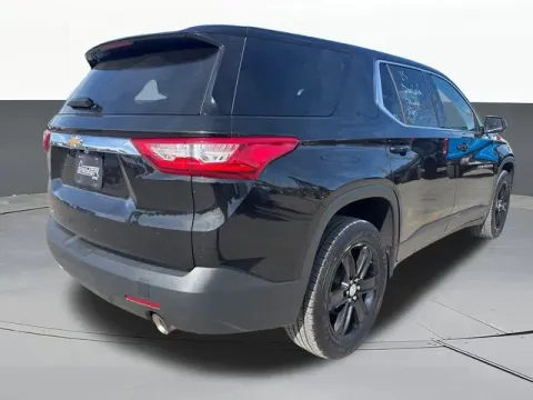More photos of 2019 Chevrolet Traverse LS at Jim Norton T-Town Chevrolet, OK