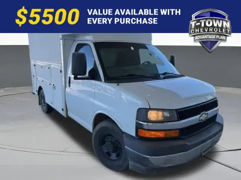 White 2017 Chevrolet Express 3500 Work Van for sale in Tulsa, OK