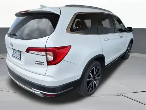 More photos of 2021 Honda Pilot Touring at Jim Norton T-Town Chevrolet, OK