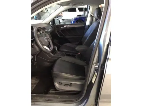 More photos of 2022 Volkswagen Tiguan 2.0T SE at Jim Norton T-Town Chevrolet, OK