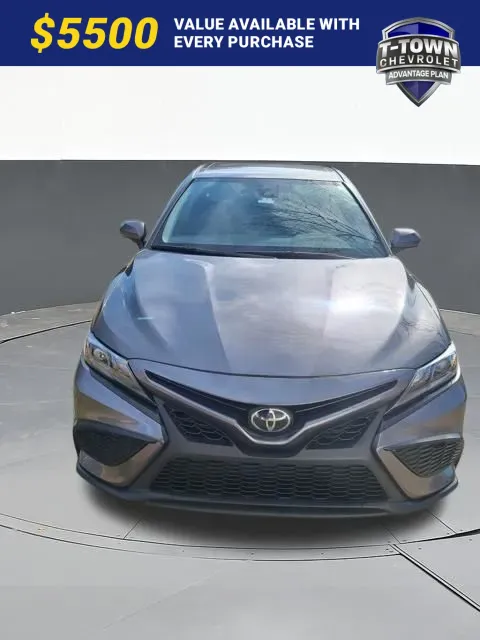 Gray 2023 Toyota Camry SE for sale in Tulsa, OK