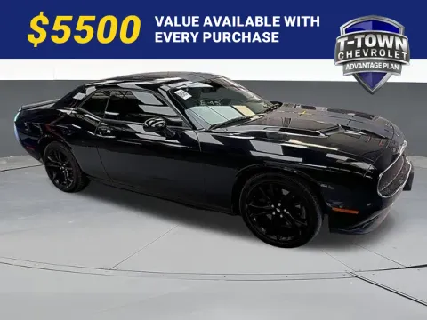 Black 2017 Dodge Challenger SXT for sale in Tulsa, OK
