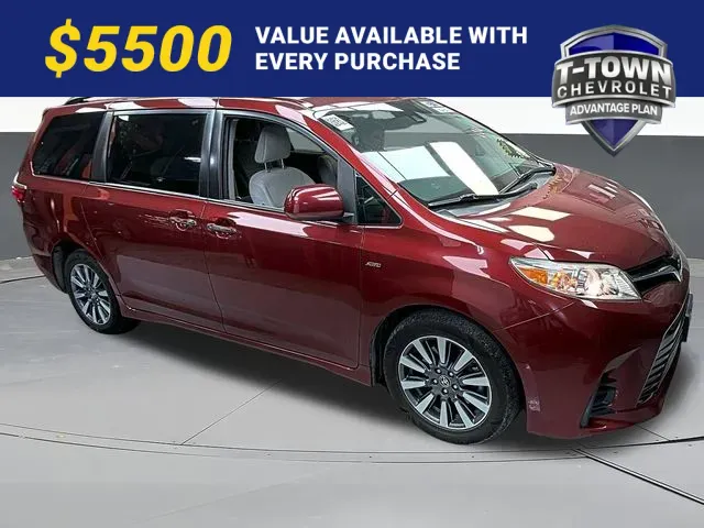 Red 2020 Toyota Sienna LE for sale in Tulsa, OK
