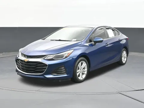 More photos of 2019 Chevrolet Cruze LT at Jim Norton T-Town Chevrolet, OK