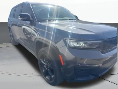 Gray 2023 Jeep Grand Cherokee L Altitude for sale in Tulsa, OK