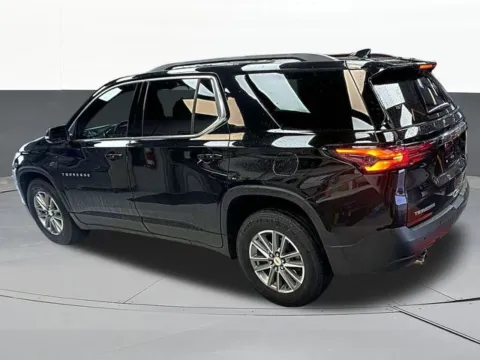 More photos of 2023 Chevrolet Traverse LT at Jim Norton T-Town Chevrolet, OK
