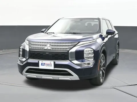 Photos of 2022 Mitsubishi Outlander SE for sale in Tulsa, OK at Jim Norton T-Town Chevrolet