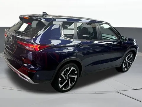 More photos of 2022 Mitsubishi Outlander SE at Jim Norton T-Town Chevrolet, OK