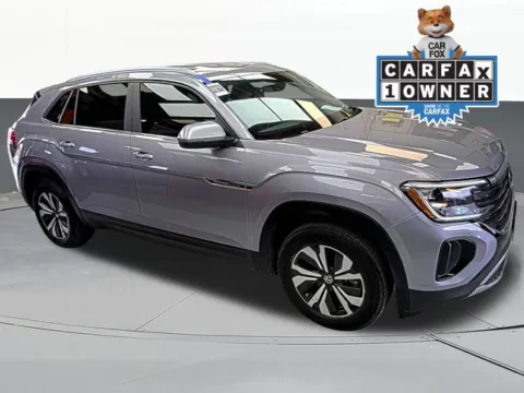 Red 2024 Volkswagen Atlas Cross Sport 2.0T SE for sale in Tulsa, OK