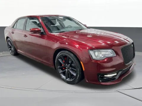 More photos of 2023 Chrysler 300 C at Jim Norton T-Town Chevrolet, OK