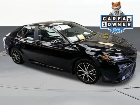 Black 2024 Toyota Camry SE for sale in Tulsa, OK