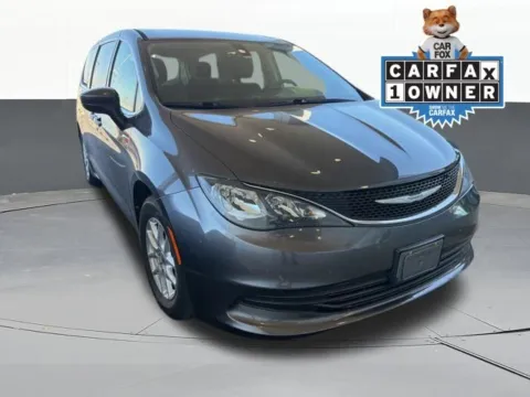 Gray 2017 Chrysler Pacifica Touring for sale in Tulsa, OK