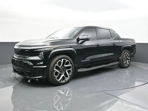 More photos of 2024 Chevrolet Silverado EV RST at Jim Norton T-Town Chevrolet, OK