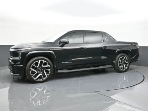 More photos of 2024 Chevrolet Silverado EV RST at Jim Norton T-Town Chevrolet, OK