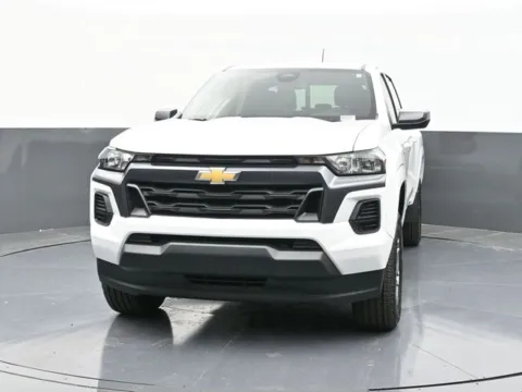 Photos of 2025 Chevrolet Colorado LT for sale in Tulsa, OK at Jim Norton T-Town Chevrolet