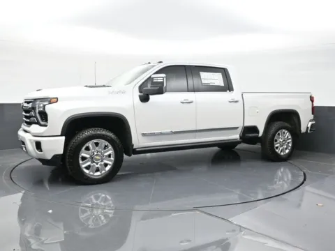 More photos of 2025 Chevrolet Silverado 2500HD High Country at Jim Norton T-Town Chevrolet, OK