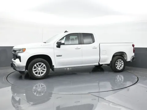 More photos of 2023 Chevrolet Silverado 1500 LT at Jim Norton T-Town Chevrolet, OK