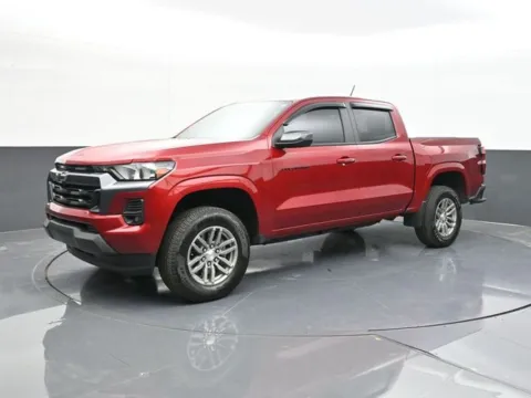 More photos of 2024 Chevrolet Colorado LT at Jim Norton T-Town Chevrolet, OK