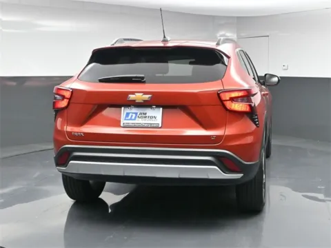 More photos of 2024 Chevrolet Trax LT at Jim Norton T-Town Chevrolet, OK
