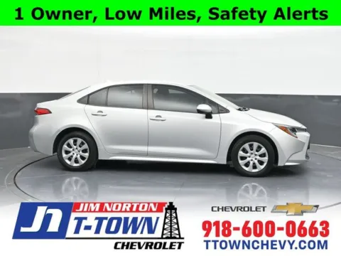 Silver 2021 Toyota Corolla LE for sale in Tulsa, OK