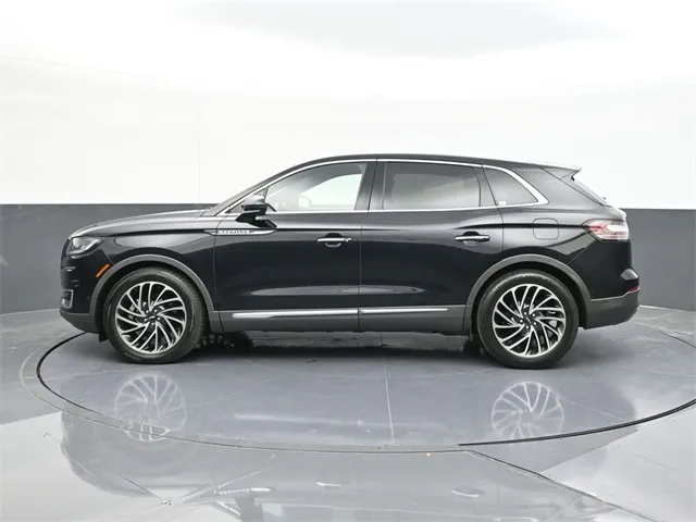 2019 Lincoln Nautilus Reserve photo 8