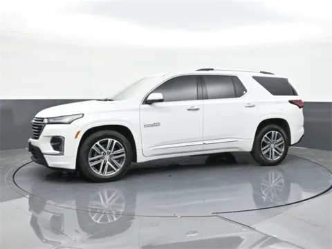 More photos of 2023 Chevrolet Traverse High Country at Jim Norton T-Town Chevrolet, OK