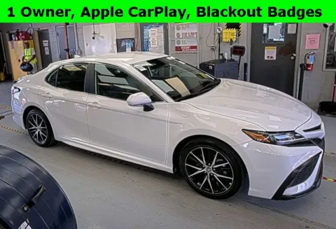 White 2024 Toyota Camry SE for sale in Tulsa, OK