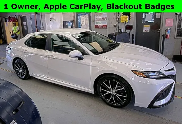 White 2024 Toyota Camry SE for sale in Tulsa, OK