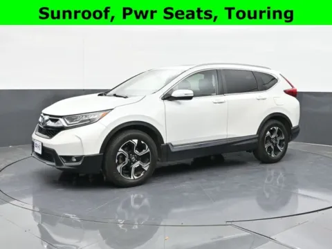 More photos of 2019 Honda CR-V Touring at Jim Norton T-Town Chevrolet, OK