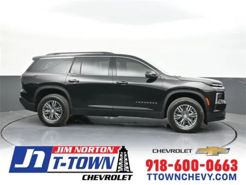 Black 2026 Chevrolet Traverse LT for sale in Tulsa, OK