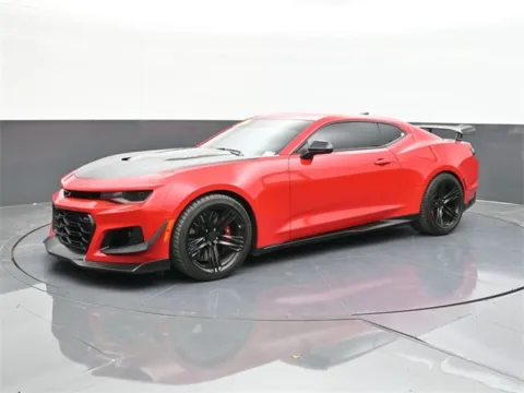 More photos of 2019 Chevrolet Camaro ZL1 at Jim Norton T-Town Chevrolet, OK