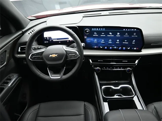2026 Chevrolet Traverse photo 4