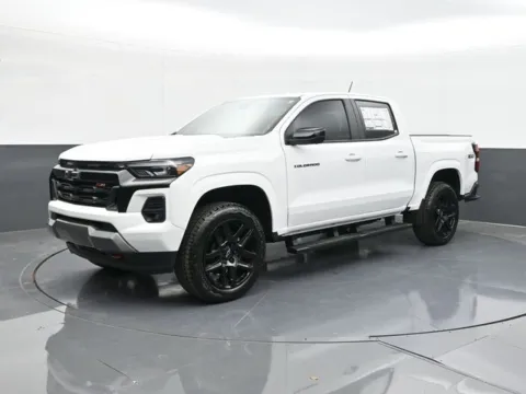 Another view of 2025 Chevrolet Colorado Z71 for sale in Tulsa, OK at Jim Norton T-Town Chevrolet
