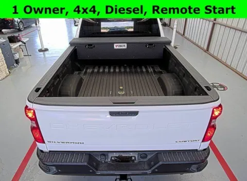 More photos of 2024 Chevrolet Silverado 2500HD Custom at Jim Norton T-Town Chevrolet, OK