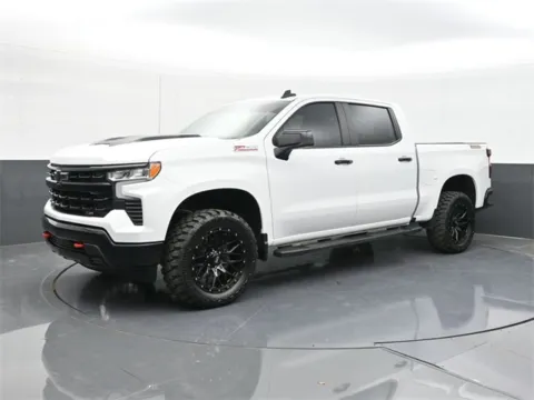 More photos of 2024 Chevrolet Silverado 1500 LT Trail Boss at Jim Norton T-Town Chevrolet, OK