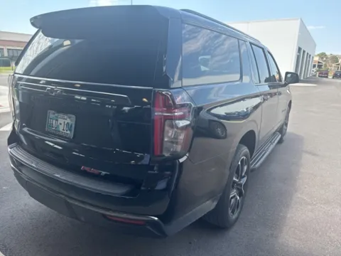 More photos of 2022 Chevrolet Suburban RST at Jim Norton T-Town Chevrolet, OK