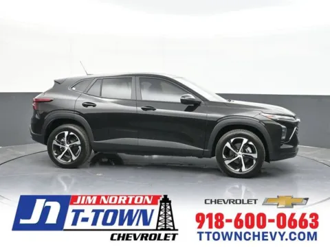 Black 2025 Chevrolet Trax 1RS for sale in Tulsa, OK