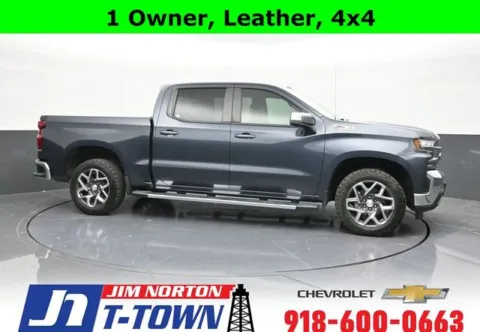 Gray 2021 Chevrolet Silverado 1500 LT for sale in Tulsa, OK