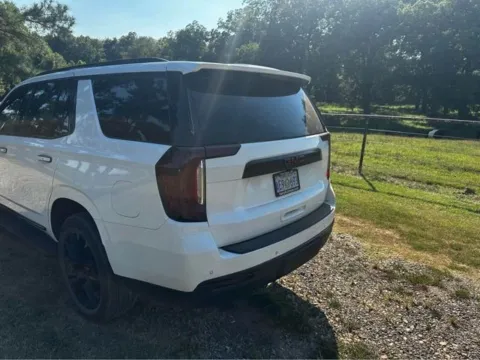 More photos of 2023 GMC Yukon SLT at Jim Norton T-Town Chevrolet, OK