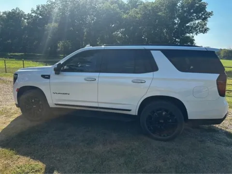 White 2023 GMC Yukon SLT for sale in Tulsa, OK