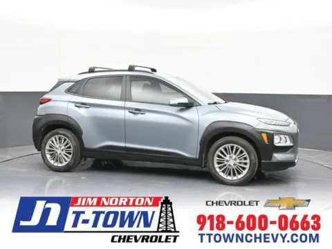 Silver 2021 Hyundai Kona SEL Plus for sale in Tulsa, OK